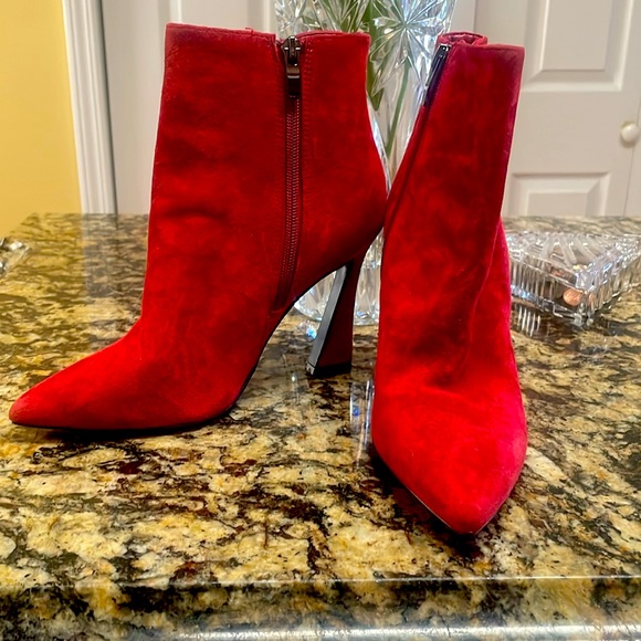 Stunning bright red suede heeled booties.  Side zip. - Picture 2 of 4